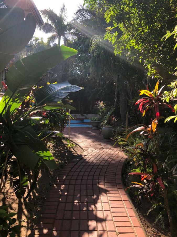 Seaside Lodge B&B Ballito Exterior photo